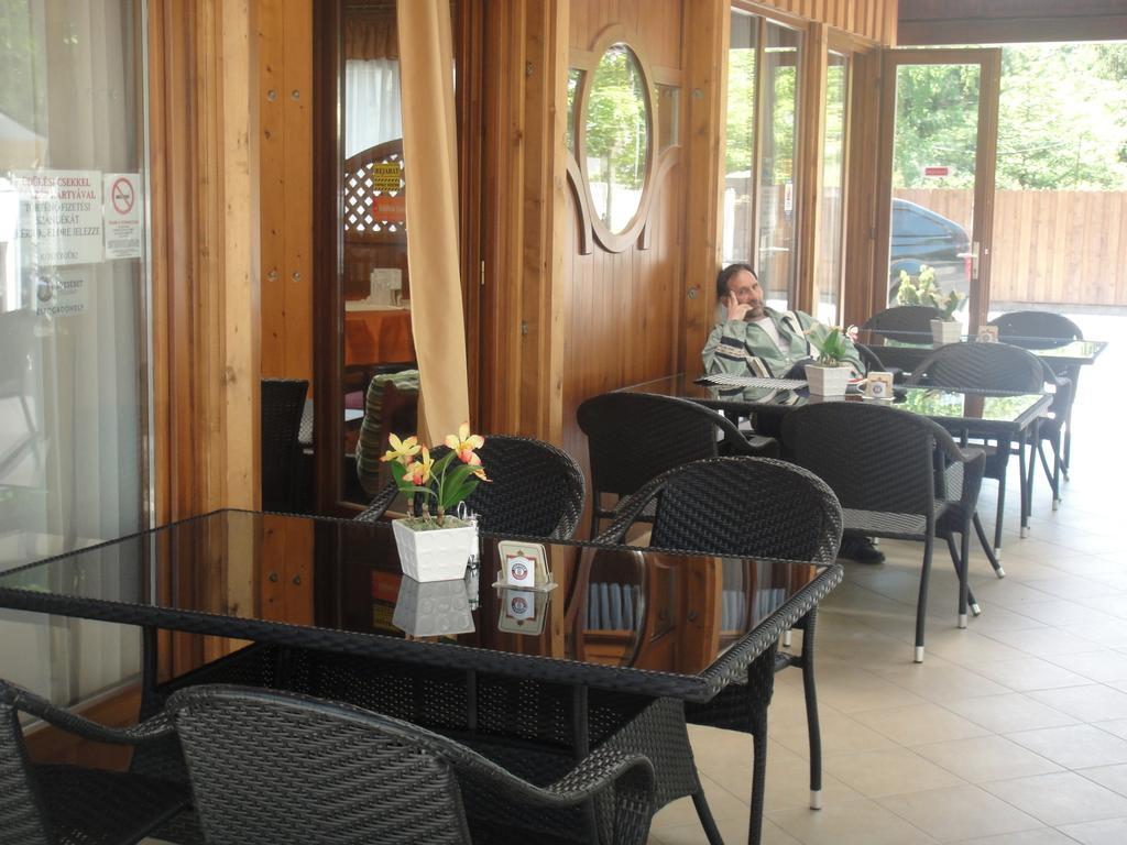 Korona Hotel